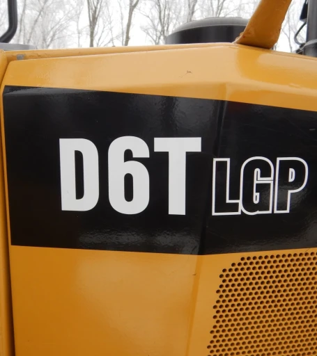 Caterpillar D6T LGP dozer