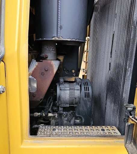 2015 Caterpillar 963D track loader