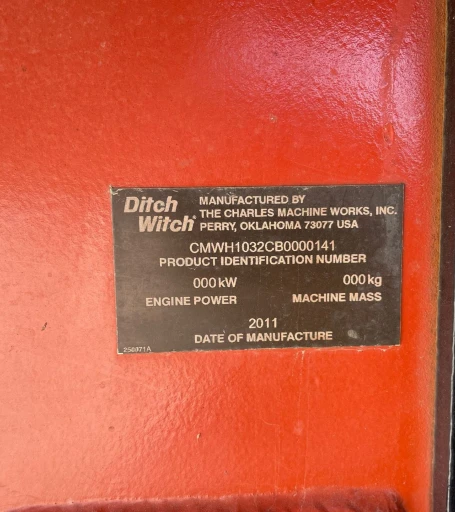 2011 Ditch Witch RT115 Quad vibratory cable plow