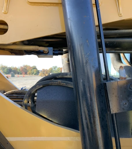 2013 Caterpillar TL1055C Telehandler