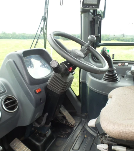 2013 Hyundai HL740-9 wheel loader