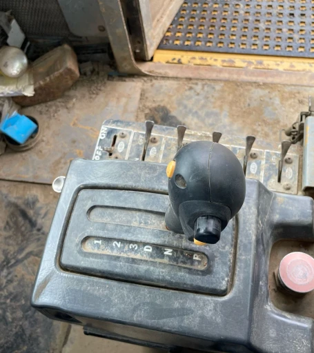 2000 Caterpillar D300E Series II water wagon