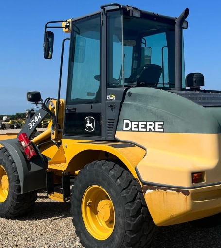 2016 John Deere 324K wheel loader