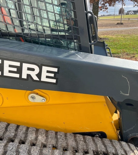 2019 John Deere 333G  tracked skid steer loader