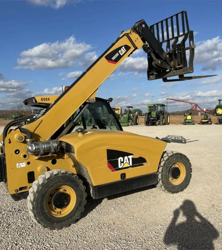 2015 Caterpillar TH255C Telehandler
