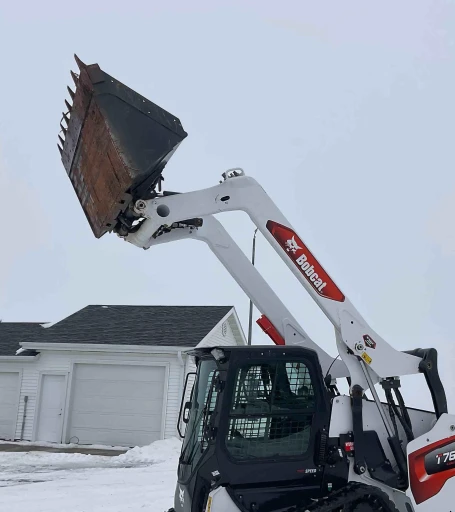Bobcat T76 R-Series Compact Track Loader