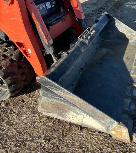 2019 Kubota SVL95-2S tracked skid steer loader