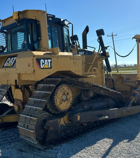 2011 Caterpillar D6T XL dozer