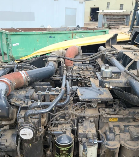 2013 Komatsu HM400-3 haul truck