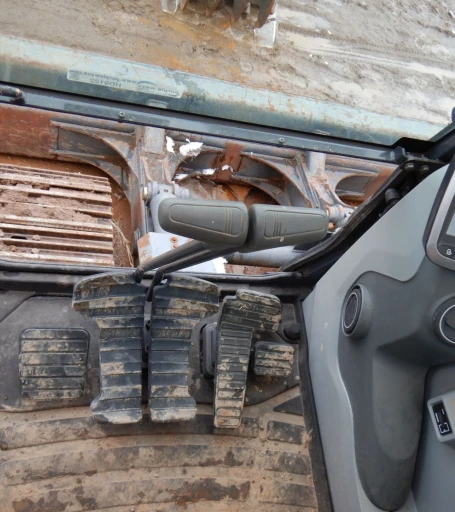 2014 Doosan DX140LCR excavator