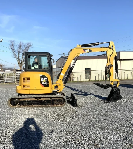2017 CATERPILLAR 305.5E2 CR