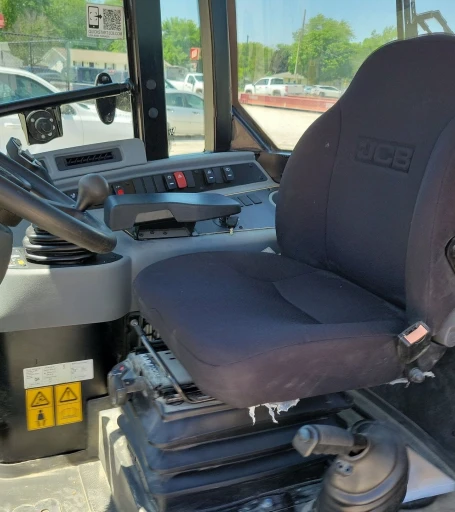 2022 JCB 407 wheel loader