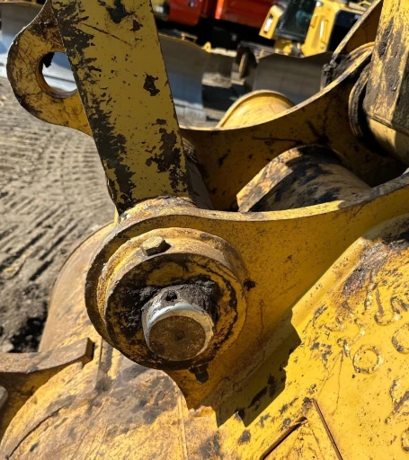 2015 Caterpillar 323FL excavator