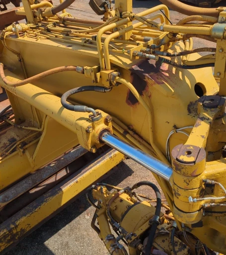 1995 Caterpillar 623F Elevating Scraper