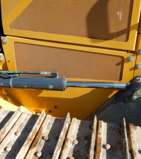 2015 John Deere 550K XLT dozer