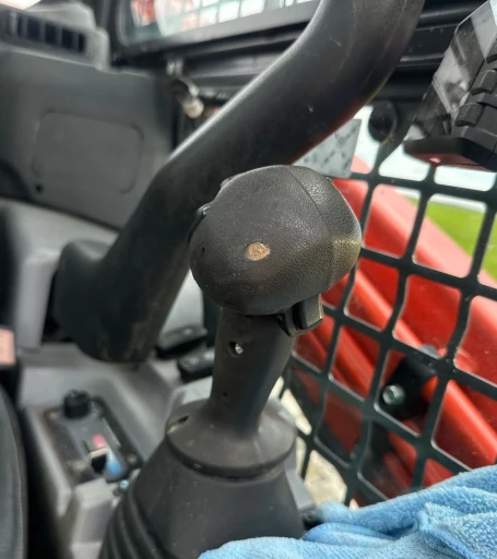 2021 Kubota SVL97-2 tracked skid steer loader
