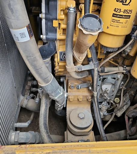 2015 Caterpillar 963D track loader