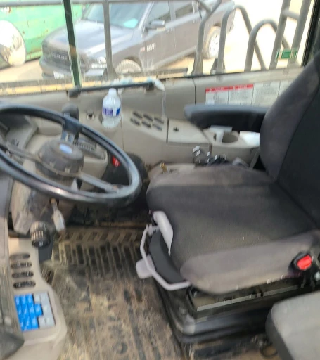 2013 Komatsu HM400-3 haul truck