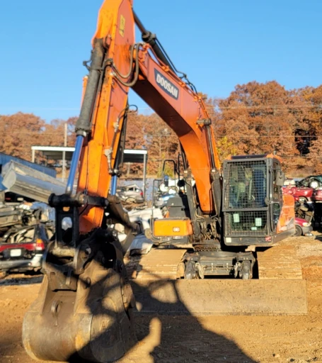2019 Doosan DX225LC-5 excavator