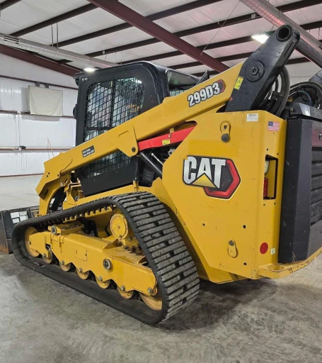 2022 Caterpillar 299D3 skid steer