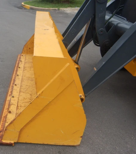 2015 John Deere 410L backhoe