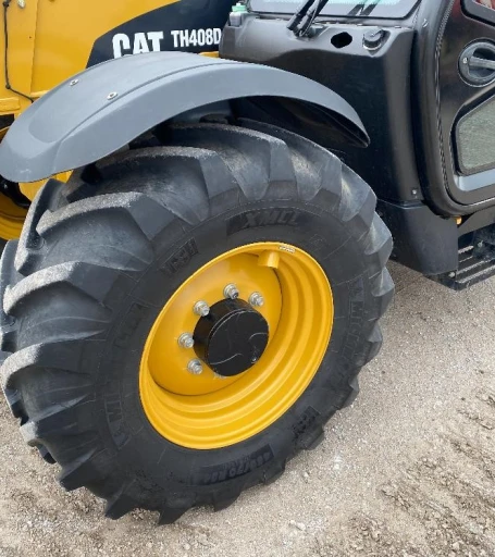 2019 Caterpillar TH408D 4x4x4 Handler