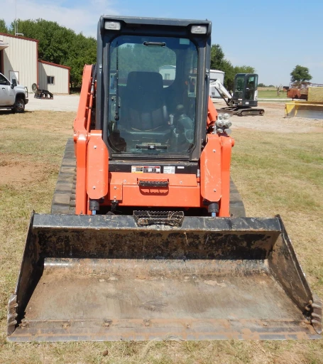 2021 Kubota SVL75-2  tracked skid steer loader