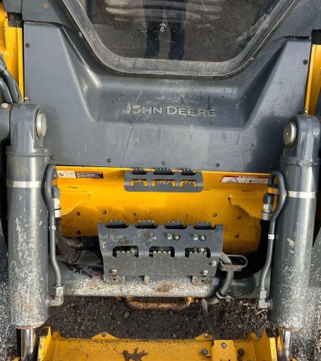 2019 John Deere 333G  tracked skid steer loader