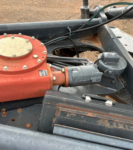 2013 John Deere 772GP motor grader