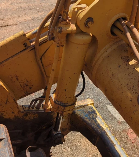 1995 Caterpillar 623F Elevating Scraper