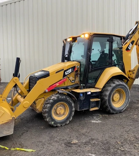 2015 CATERPILLAR 420F2
