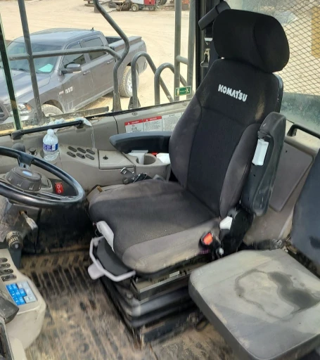 2013 Komatsu HM400-3 haul truck