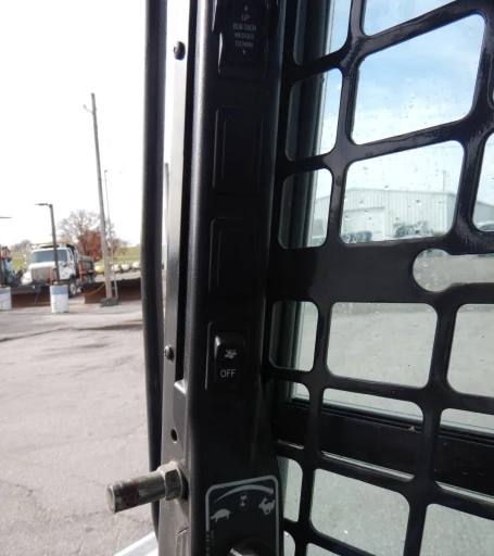 2019 Bobcat T870 tracked skid steer loader