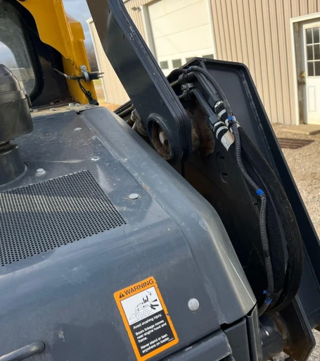 2019 John Deere 333G  tracked skid steer loader