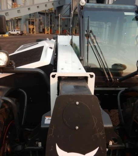 2018 Bobcat V519 telehandler