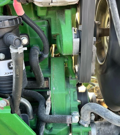 2015 John Deere 6125M MFWD tractor