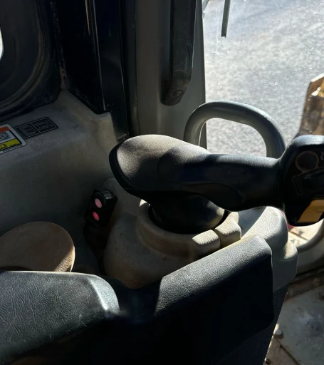 2011 Caterpillar D6T XL dozer