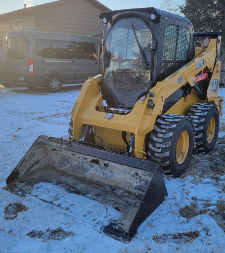 2021 Caterpillar 242D3 skid steer loader