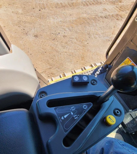 2018 Caterpillar 963K track loader