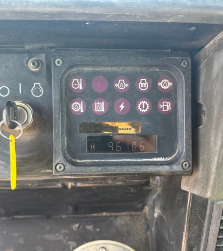 2002 Caterpillar 953C track loader