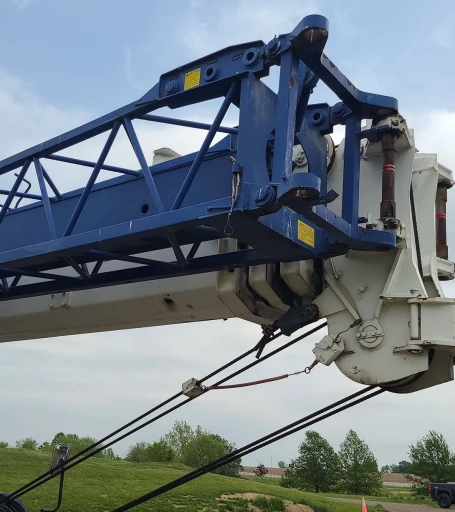 2011 Tadano GR300XL crane