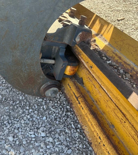 2013 John Deere 772G motor grader
