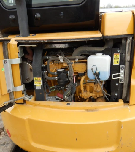 2018 Caterpillar 305E2 CR mini excavator