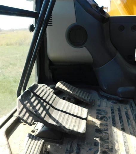 2016 KOMATSU PC138US LC-11