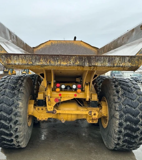 2015 Caterpillar 745C haul truck