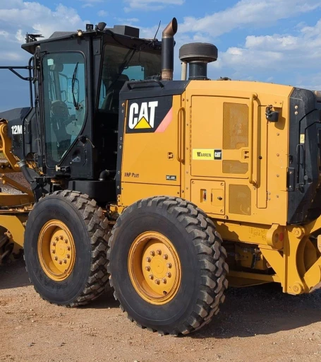 2013 Caterpillar 12M2 VHP Plus motor grader