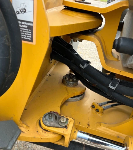 2016 John Deere 324K wheel loader