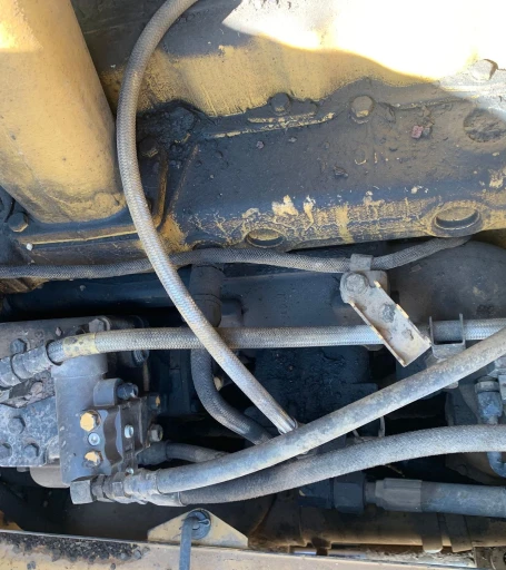2001 Caterpillar 140H motor grader