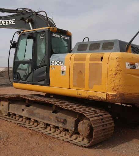 2015 John Deere 210G LC  excavator