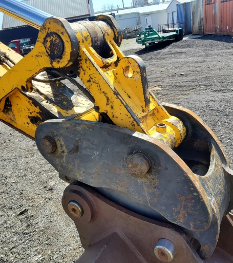 2011 JCB JS220LC Excavator